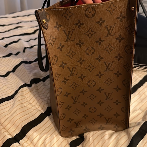 Authentic Louis Vuitton will ship with box and store bag - Picture 2 of 15